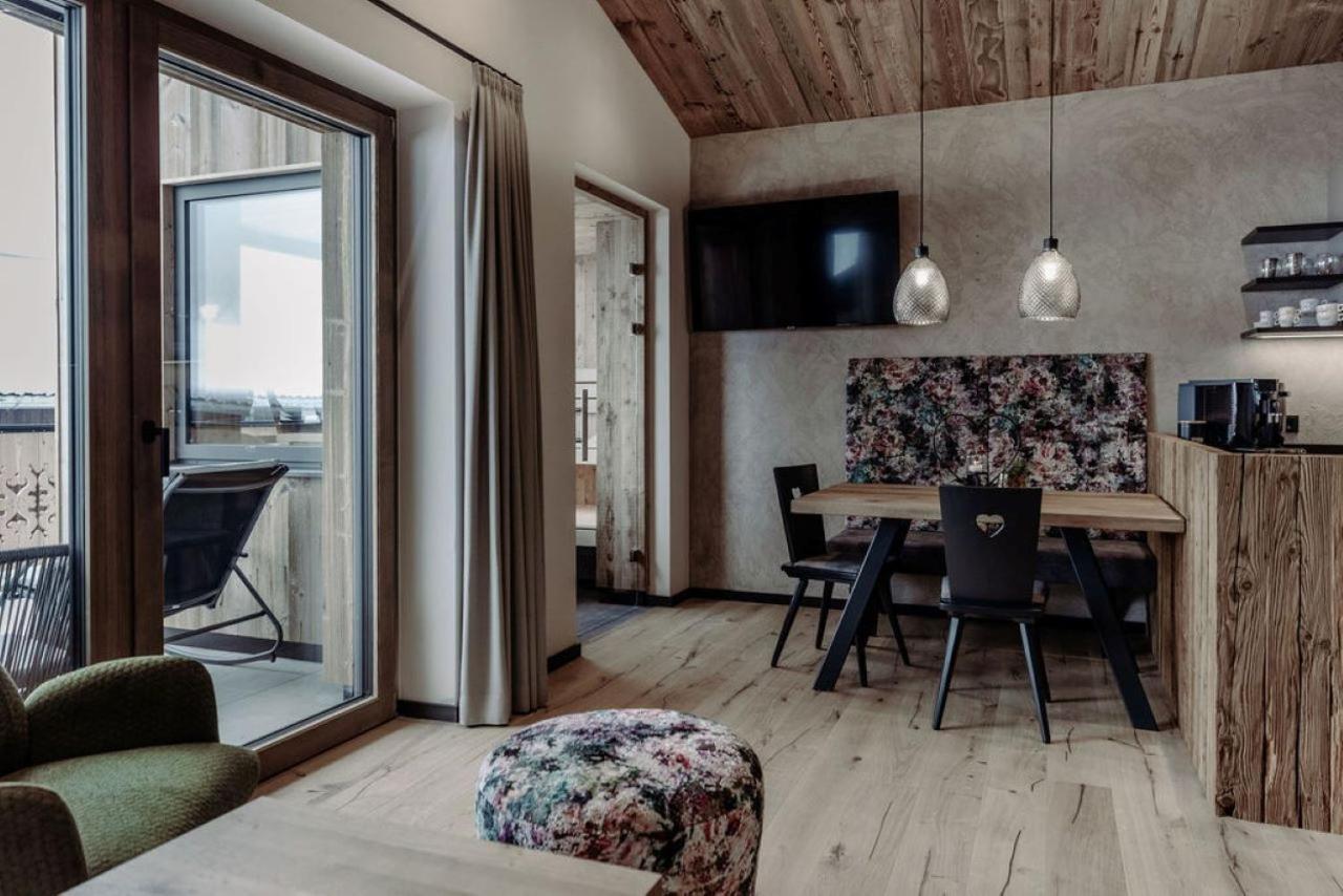 Biohof Ebengut Aparthotel Maria Alm am Steinernen Meer Luaran gambar
