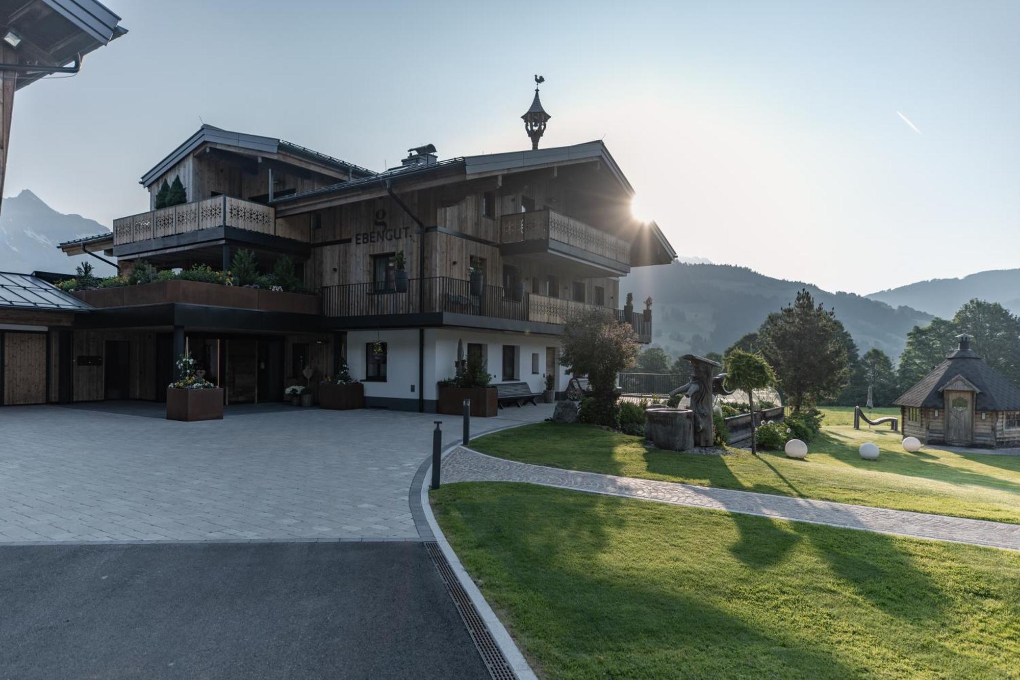 Biohof Ebengut Aparthotel Maria Alm am Steinernen Meer Luaran gambar
