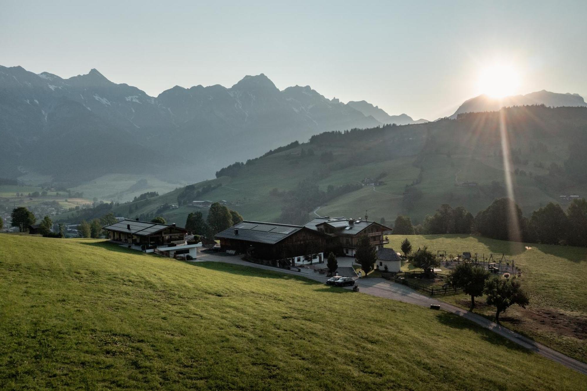 Biohof Ebengut Aparthotel Maria Alm am Steinernen Meer Luaran gambar