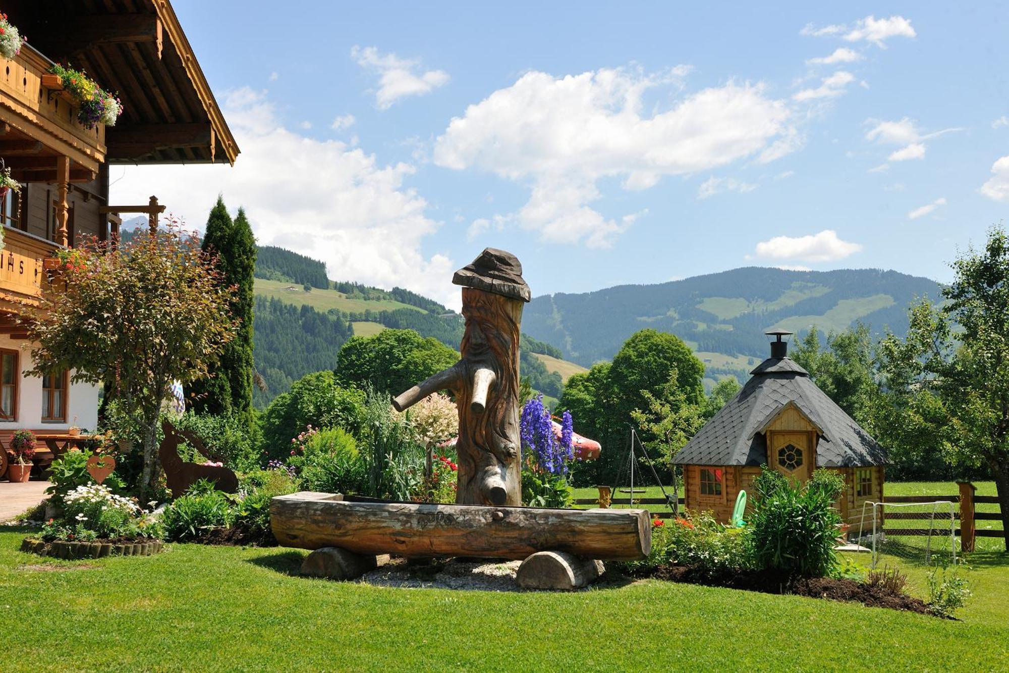 Biohof Ebengut Aparthotel Maria Alm am Steinernen Meer Luaran gambar